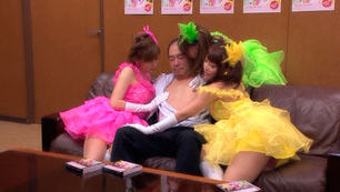 Asian erotic broadcasting in the station