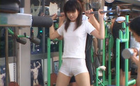 Japanese beauty is an amateur exhibitionist