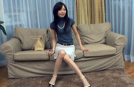 Japanese housewife gets hot fucking