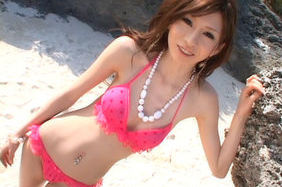 Rino Tomoa is a sexy Asian model who enjoys sex