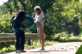 Mami Orihara Hot Japanese model likes outdoor action